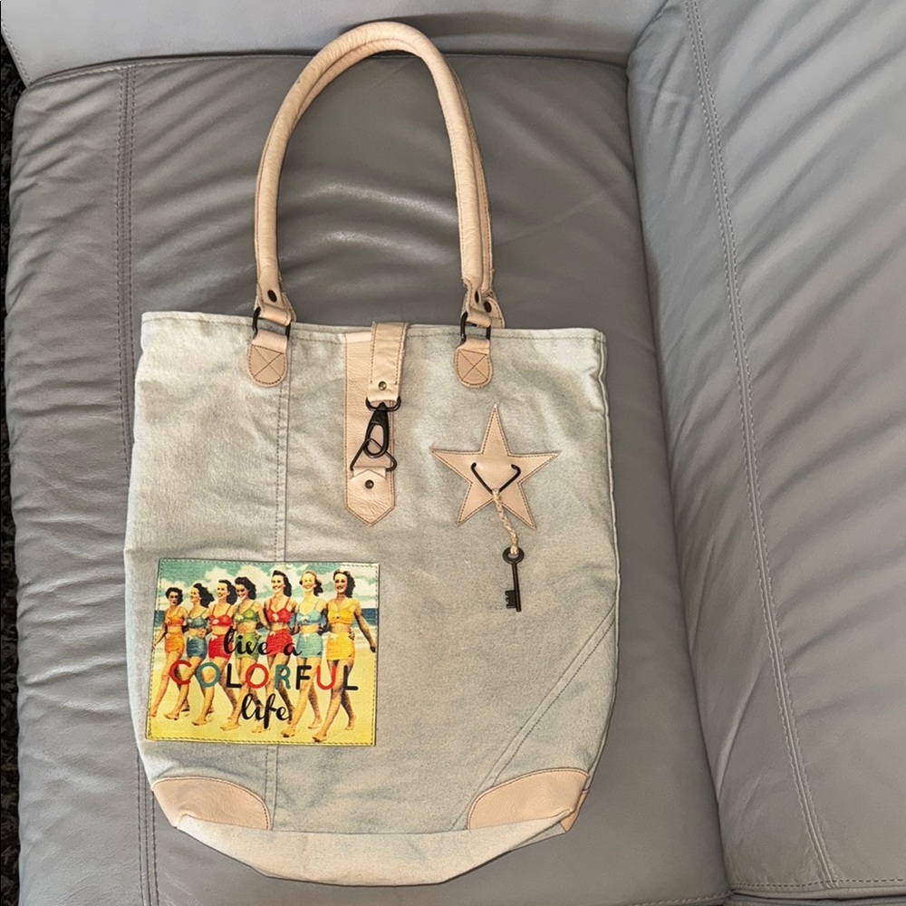 Vintage Addiction Tote Bag with Leather